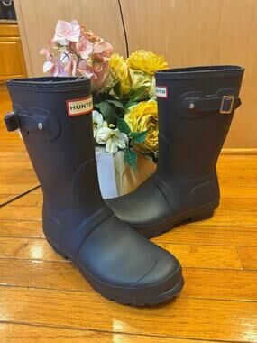 nwob Hunters Boots Women's Original BLACK Short Boots UK6 US 8 (1500